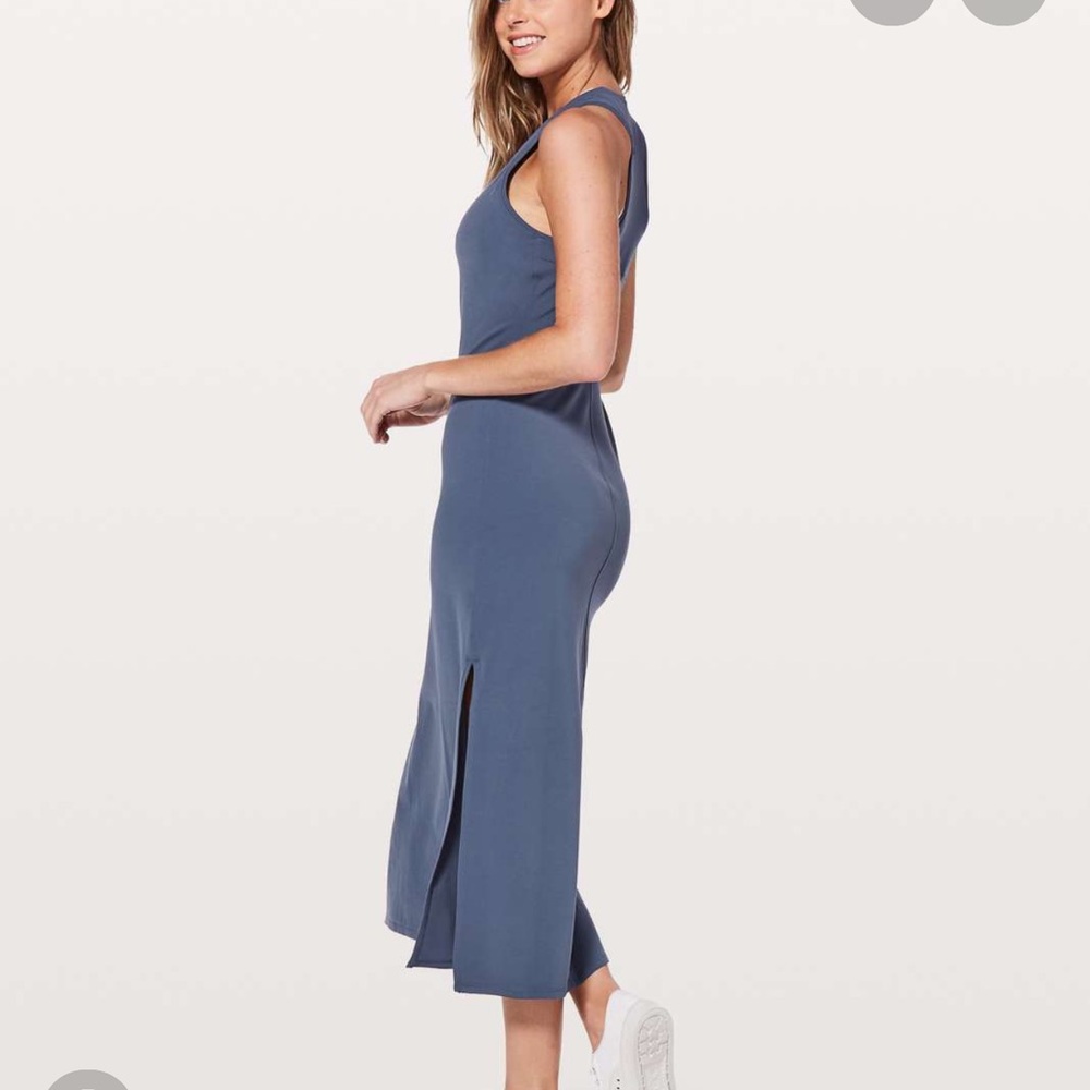 Lululemon Moody Blues Get Going Dress Sz 8 nwt